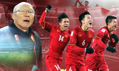 Khoảnh khắc thủ môn Việt kiều Đặng Văn Lâm hôn lên quốc kỳ gây xúc động mạnh với cộng đồng mạng - Ảnh 1. Khoảnh khắc thủ môn Việt kiều Đặng Văn Lâm hôn lên quốc kỳ gây xúc động mạnh với cộng đồng mạng - Ảnh 1.