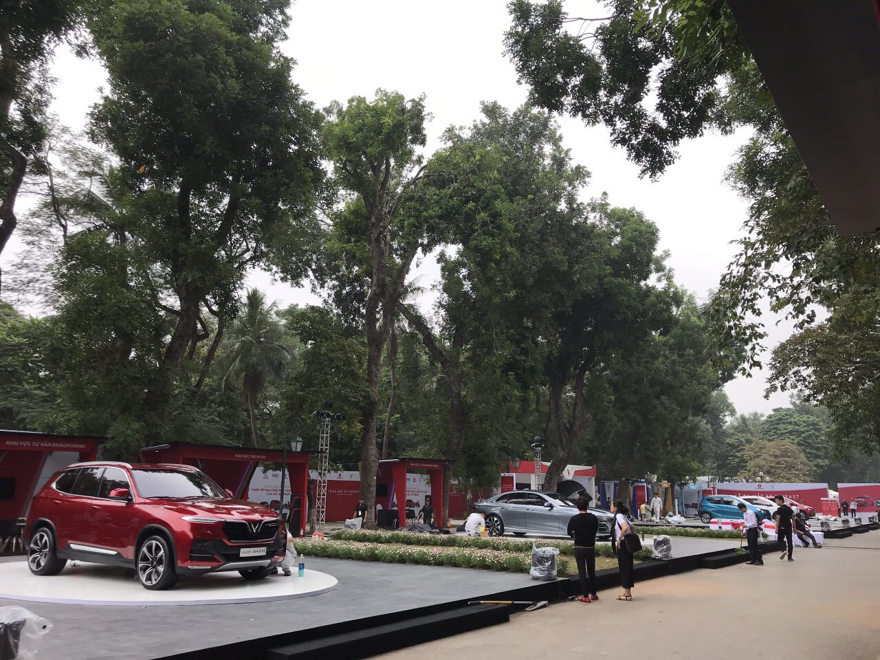 vinfast - VinFast chính thức công bố giá xe: SUV 1,82 tỷ đồng, Sedan 1,37 tỷ đồng, Fadil 423 triệu đồng - photo vinfast - img3426 1542706846365423641082 - VinFast chính thức công bố giá xe: SUV 1,82 tỷ đồng, Sedan 1,37 tỷ đồng, Fadil 423 triệu đồng
