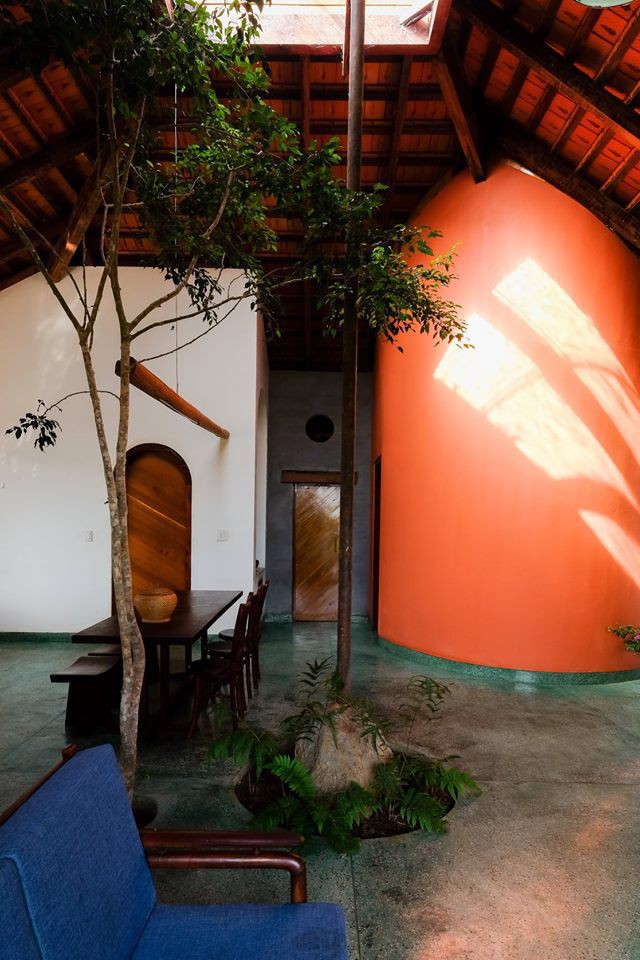 Ngôi nhà ngói ấm cúng như ngôi nhà nhỏ trên thảo nguyên của cặp vợ chồng giáo viên ở Lâm Đồng - Ảnh 11.