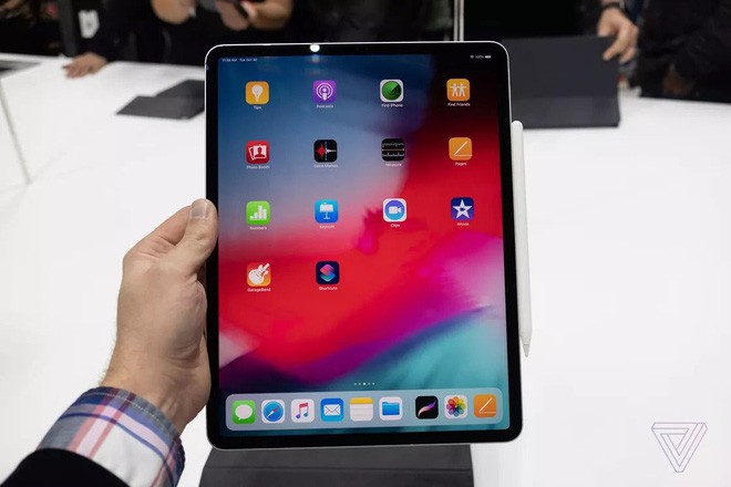 macbook air 2018, apple, - 10 năm trước, MacBook Air là vô đối nhưng nay thời thế khác lắm rồi Apple ơi - photo macbook air 2018, apple, - photo 3 1541558326360483186413 - 10 năm trước, MacBook Air là vô đối nhưng nay thời thế khác lắm rồi Apple ơi