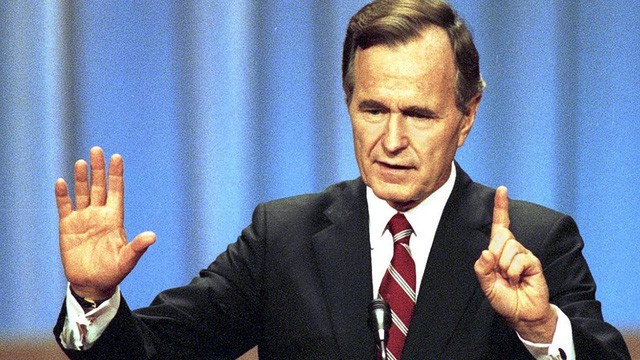 Chỉ làm tổng thống một nhiệm kỳ duy nhất nhưng ông Bush cha giúp định hình nước Mỹ suốt nhiều thập kỷ - Ảnh 3. Chỉ làm tổng thống một nhiệm kỳ duy nhất nhưng ông Bush cha giúp định hình nước Mỹ suốt nhiều thập kỷ - Ảnh 3.