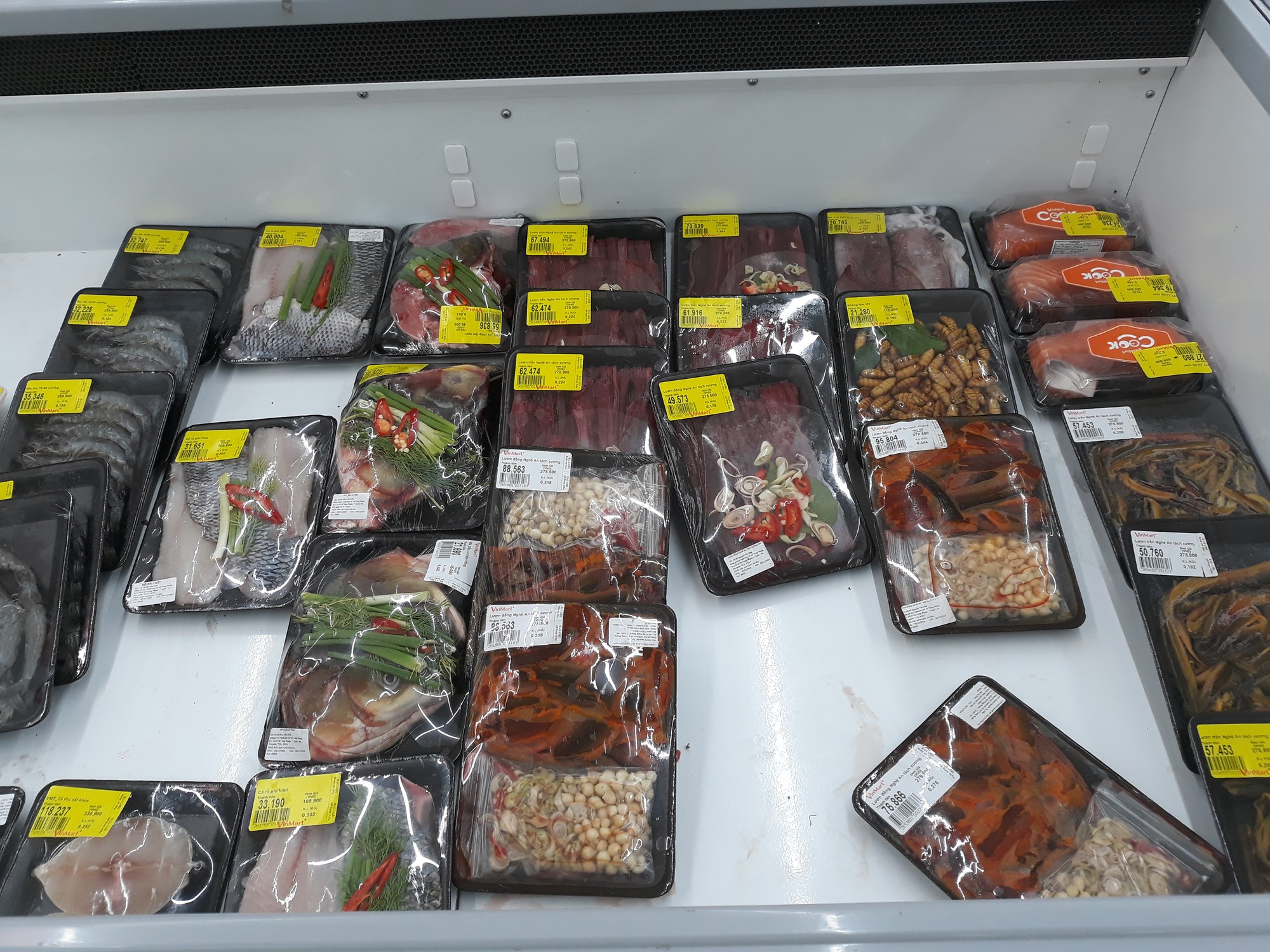 Không chỉ đè bẹp đối thủ với 1.700 cửa hàng, VinMart+ còn sở hữu vũ khí ngầm: Mẹ đi công tác, bố ở nhà cũng có thể nấu cho con ăn chỉ vỏn vẹn trong 15ph - Ảnh 4.