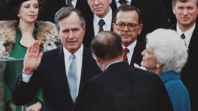 Sống một cuộc đời ý nghĩa như cựu Tổng thống Bush cha: Hiểu rõ bản thân, yêu gia đình và hướng về tương lai - Ảnh 1.