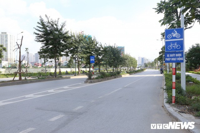  Ảnh: Cận cảnh phố 8 làn xe ở Hà Nội mang tên nhà tư sản Trịnh Văn Bô  - Ảnh 6.
