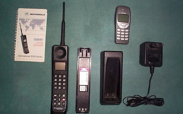 Cách mạng ĐTDĐ: Từ Motorola DynaTAC (1983) đến Samsung Galaxy S9 (2018) - Ảnh 6.