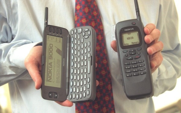 Cách mạng ĐTDĐ: Từ Motorola DynaTAC (1983) đến Samsung Galaxy S9 (2018) - Ảnh 10.