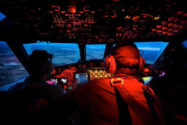  Bí ẩn MH370: Ngành công nghiệp hàng không thế giới vẫn chưa làm được điều một chiếc điện thoại bình thường làm dễ dàng  - Ảnh 1.