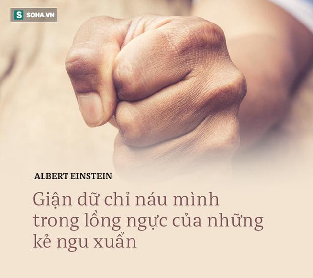 Tìm cách giải tỏa nỗi sợ bị đoạt mạng, ông vua được gợi ý 6 điều, mọi lo lắng đều tan biến - Ảnh 4.