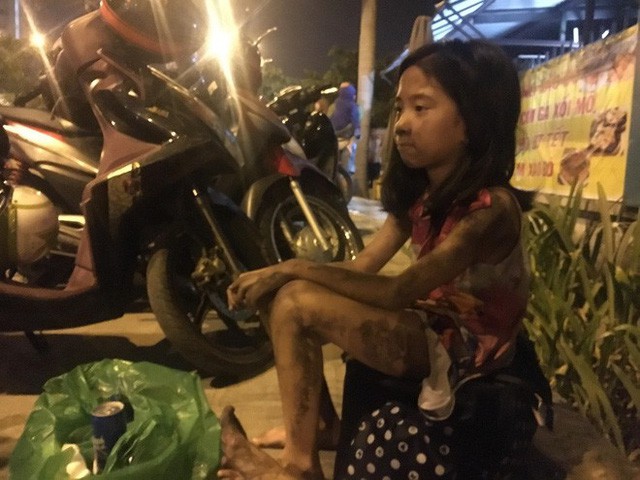 Cháy chung cư cao cấp ở Sài Gòn giữa đêm, ít nhất 13 người thiệt mạng - Ảnh 3.