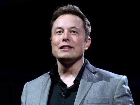 Hành trình kiếm tiền hơn 30 năm của Elon Musk: 12 tuổi tự học lập trình, không ngại lao động chân tay, build PC phục vụ sinh viên khác - Ảnh 10.