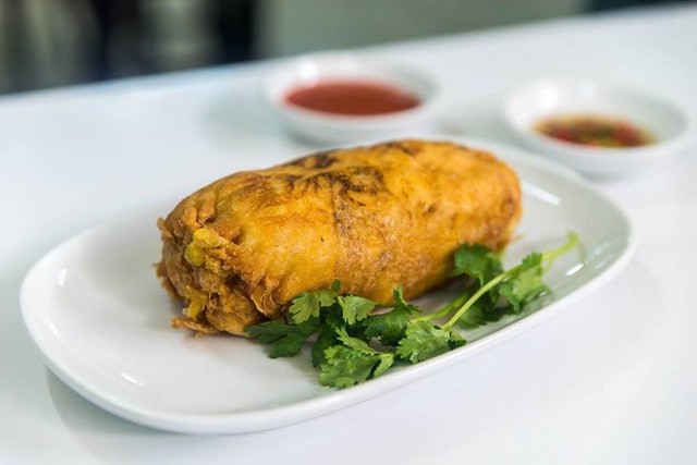 Đến bây giờ Michelin mới chỉ trao sao cho 3 quán ăn vỉa hè, và tất cả chúng đều rất gần Việt Nam - Ảnh 17. Đến bây giờ Michelin mới chỉ trao sao cho 3 quán ăn vỉa hè, và tất cả chúng đều rất gần Việt Nam - Ảnh 17.