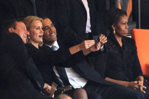  Chùm ảnh: Khi các lãnh đạo thế giới cũng selfie - Ảnh 8.
