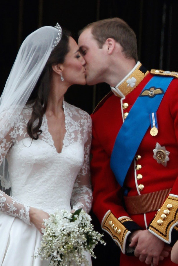 Sắp tổ chức hôn lễ, Meghan Markle chắc chắn phải nhớ 10 nguyên tắc trang phục này trong đám cưới Hoàng gia  - Ảnh 6.