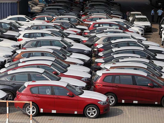  Bí ẩn chủ lô hàng 256 ô tô BMW bị ‘bỏ quên’ ở cảng  - Ảnh 1.