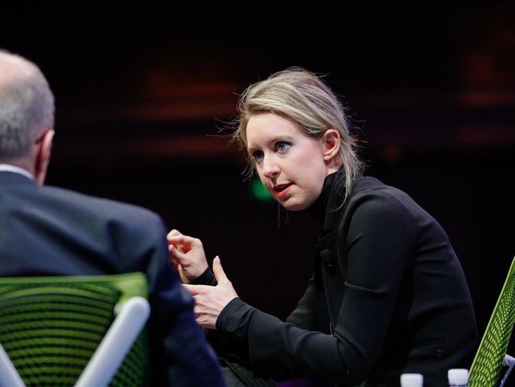 Elizabeth Holmes: Cuộc đời nữ tỷ phú từ trẻ nhất thế giới đến trắng tay  - Ảnh 29.