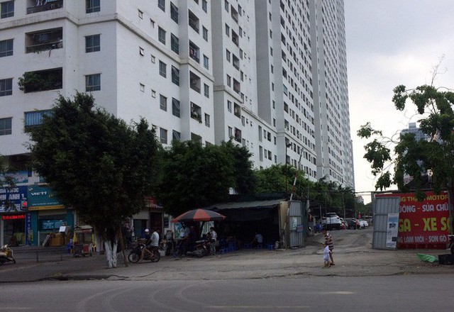  Vụ giải tỏa bãi gửi xe khu chung cư: Nếu sai phạm phải xử lý, việc gì ra việc đó  - Ảnh 8.