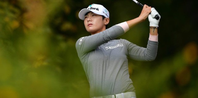 Nữ hoàng mới của làng golf thế giới Park Sung Huyn: Bóng hồng xinh đẹp, tài năng với phong cách lạnh lùng và thành tích đáng nể  - Ảnh 2.