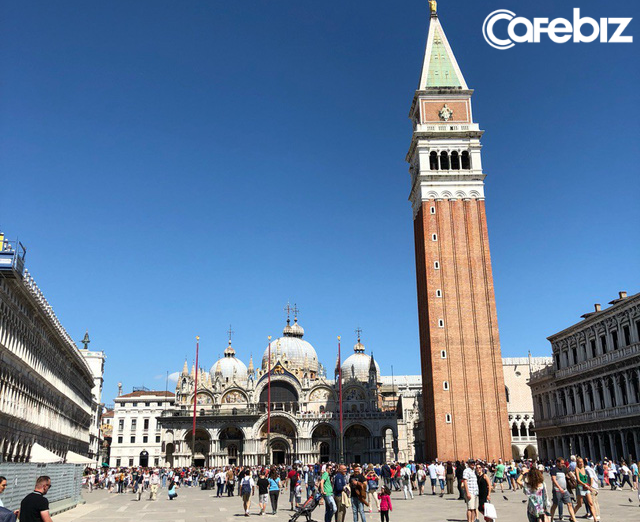 Tôi vừa đến Venice và suýt chết ngạt, đô thị này đang bị nhấm chìm - không phải vì nước biển dâng mà bởi dòng lũ những du khách như tôi... - Ảnh 9. Tôi vừa đến Venice và suýt chết ngạt, đô thị này đang bị nhấm chìm - không phải vì nước biển dâng mà bởi dòng lũ những du khách như tôi... - Ảnh 9.