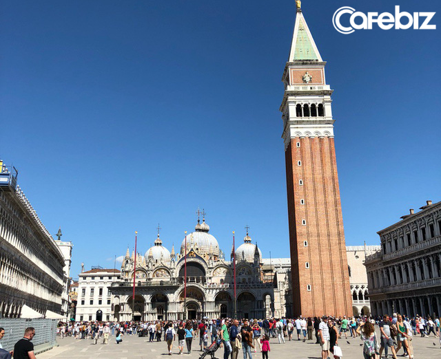 Tôi vừa đến Venice và suýt chết ngạt, thành phố này đang bị nhấn chìm - không phải vì nước biển dâng mà bởi dòng lũ những du khách như tôi... - Ảnh 9.