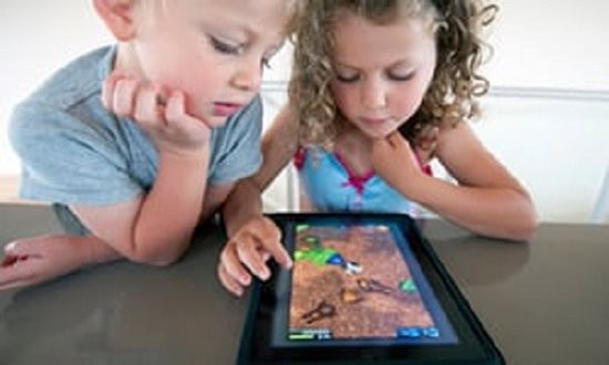 Cho trẻ em sử dụng thiết bị công nghệ bao nhiêu thời gian là đủ? - Ảnh 2.