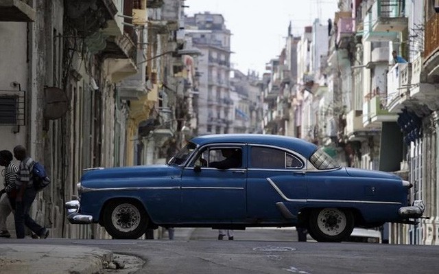 Ảnh: Vẻ đẹp hớp hồn của các xe ô tô cổ trên các góc phố nẻo đường Cuba - Ảnh 15.