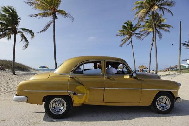 Ảnh: Vẻ đẹp hớp hồn của các xe ô tô cổ trên các góc phố nẻo đường Cuba - Ảnh 16.