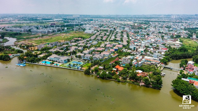 Ngổn ngang dự án khu đô thị 2 tỷ đô ven bờ sông đẹp nhất Sài Gòn sau gần 10 năm đầu tư  - Ảnh 15.