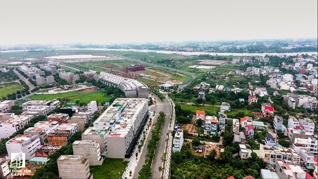  Ngổn ngang dự án khu đô thị 2 tỷ đô ven bờ sông đẹp nhất Sài Gòn sau gần 10 năm đầu tư  - Ảnh 8.