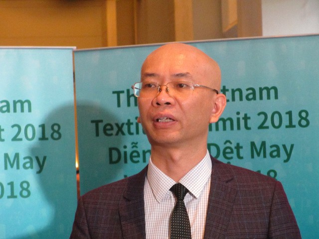 TS. Trần Du Lịch: Nước nghèo không chịu nhận các ngành có nguy cơ gây ô nhiễm thì chẳng lẽ nước giàu làm? - Ảnh 1. TS. Trần Du Lịch: Nước nghèo không chịu nhận các ngành có nguy cơ gây ô nhiễm thì chẳng lẽ nước giàu làm? - Ảnh 1.