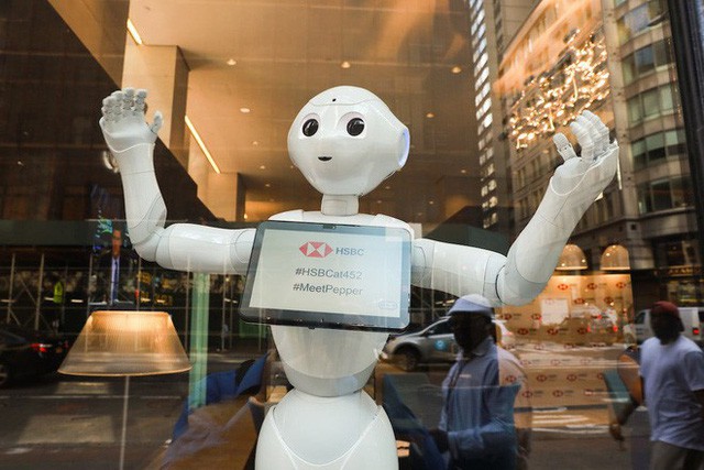 Gặp gỡ Pepper - nhân viên Robot đầu tiên tại một ngân hàng của Mỹ - Ảnh 1.