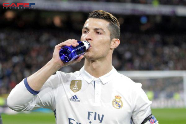  Bí mật thành công của chiến thần đi lên từ sự nỗ lực Cristiano Ronaldo: Thể chất và kỹ năng rất quan trọng, nhưng lối sống mới là điều khiến bạn trở thành người giỏi nhất  - Ảnh 5.