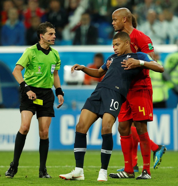 đầu tư giá trị - Sau màn lăn lộn ăn vạ như Neymar, sao trẻ Mbappe lại bị chỉ trích vì thói câu giờ chọc tức đối thủ - photo đầu tư giá trị - photo 4 15312716531291208366515 - Sau màn lăn lộn ăn vạ như Neymar, sao trẻ Mbappe lại bị chỉ trích vì thói câu giờ chọc tức đối thủ