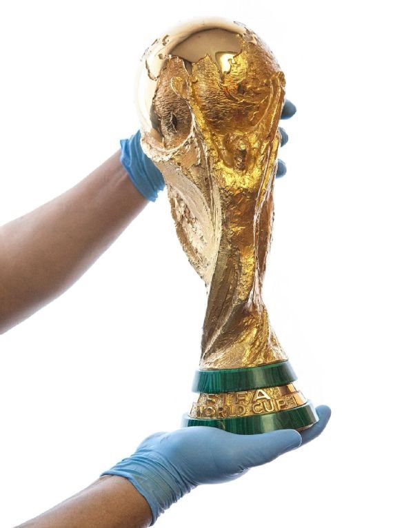 Cúp vàng của World Cup 2018 được tạo ra như thế nào? - Ảnh 17.