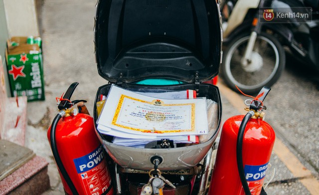 Thu nhặt phế liệu Thu nhặt phế liệu