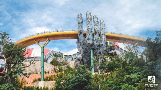  Mê mẩn với dự án cây cầu vàng trên đỉnh Bà Nà, không thua kém cầu treo Langkawi Sky (Malaysia)  - Ảnh 5.