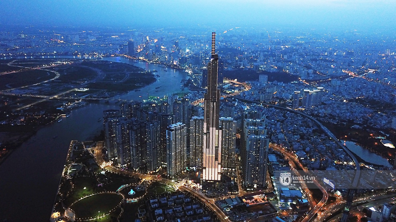 Toàn cảnh Landmark 81 - toà nhà cao nhất Việt Nam ngay trước ngày ...