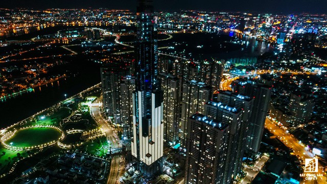  Tòa nhà cao nhất Việt Nam lung linh về đêm giữa Sài Gòn xa hoa  - Ảnh 4.