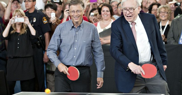Trong suốt hơn 25 năm tình bạn, đây là bốn điều giá trị nhất Bill Gates học được từ tỷ phú Warren Buffett - Ảnh 2. Trong suốt hơn 25 năm tình bạn, đây là bốn điều giá trị nhất Bill Gates học được từ tỷ phú Warren Buffett - Ảnh 2.