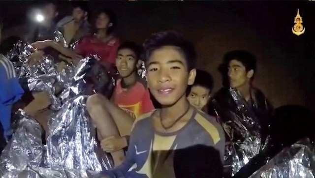  Các hình ảnh cho thấy quy mô và độ phức tạp của nỗ lực giải cứu các cậu bé Thái Lan bị mắc kẹt  - Ảnh 18.
