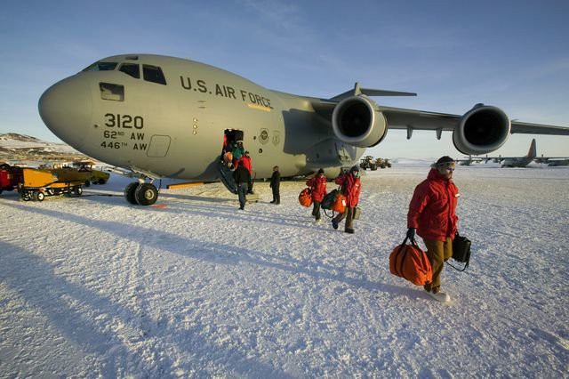 Công việc của những người làm ở Nam Cực: vắng vẻ mà chẳng bình yên, có dự báo thời tiết “sai” nhất thế giới - Ảnh 3.
