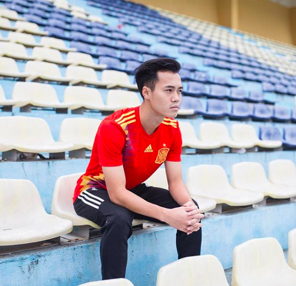 Nguyễn Văn Toàn - chàng cầu thủ vừa ghi bàn thắng lập nên kì tích cho đội tuyển Olympic Việt Nam tại ASIAD là ai? - Ảnh 13.
