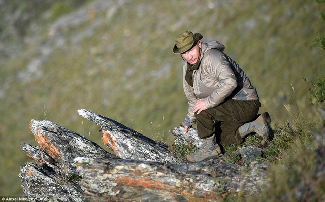 Tổng thống Putin lại gây sốt với chuyến nghỉ hè ở vùng hoang vu Siberia - Ảnh 7.