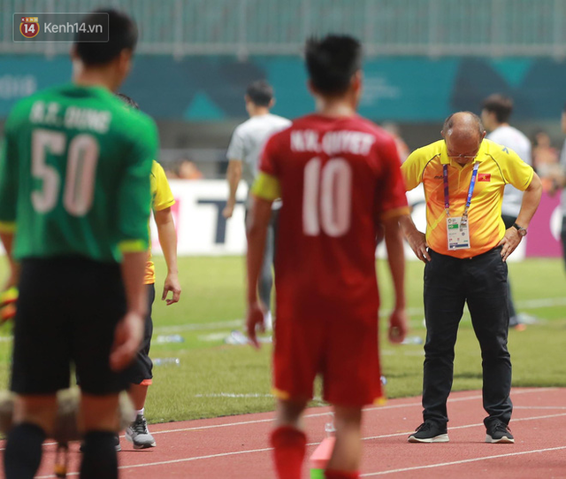 HLV Park Hang Seo: “Tôi xin chịu trách nhiệm về trận thua của Việt Nam” - Ảnh 2.