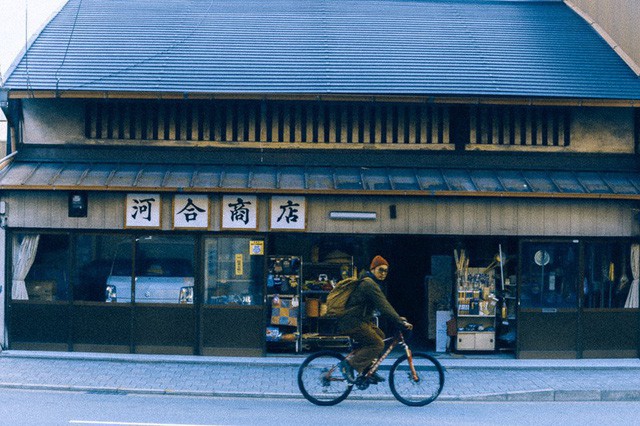 Bộ ảnh ở Kyoto này sẽ cho bạn thấy một Nhật Bản rất khác: Bình yên, dịu dàng và đẹp như những thước phim điện ảnh - Ảnh 11. Bộ ảnh ở Kyoto này sẽ cho bạn thấy một Nhật Bản rất khác: Bình yên, dịu dàng và đẹp như những thước phim điện ảnh - Ảnh 11.