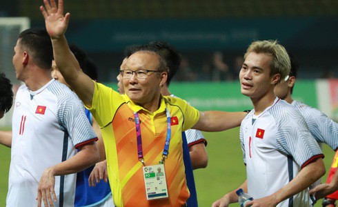 Thua tiếc nuối UAE sau loạt sút penalty, Olympic Việt Nam ngẩng cao đầu chia tay kỳ ASIAD 2018 lịch sử - Ảnh 5.