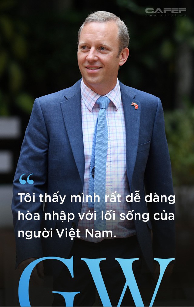 Chân dung bất ngờ của tân Đại sứ Vương Quốc Anh tại Việt Nam - Ảnh 11.