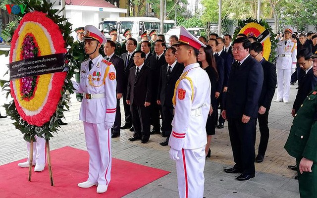 Các đoàn đại biểu quốc tế viếng Chủ tịch nước Trần Đại Quang - Ảnh 1.
