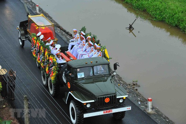  Chủ tịch nước Trần Đại Quang trở về đất mẹ  - Ảnh 27.