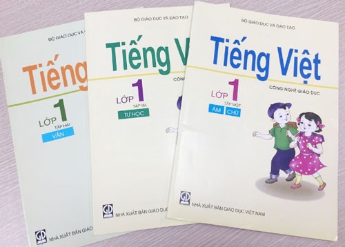 Nhà báo Hoàng Anh Tú nói về việc dạy học sinh đọc bằng hình vuông, tròn: Đừng sợ cái mới, đừng tin cái cũ - Ảnh 1.