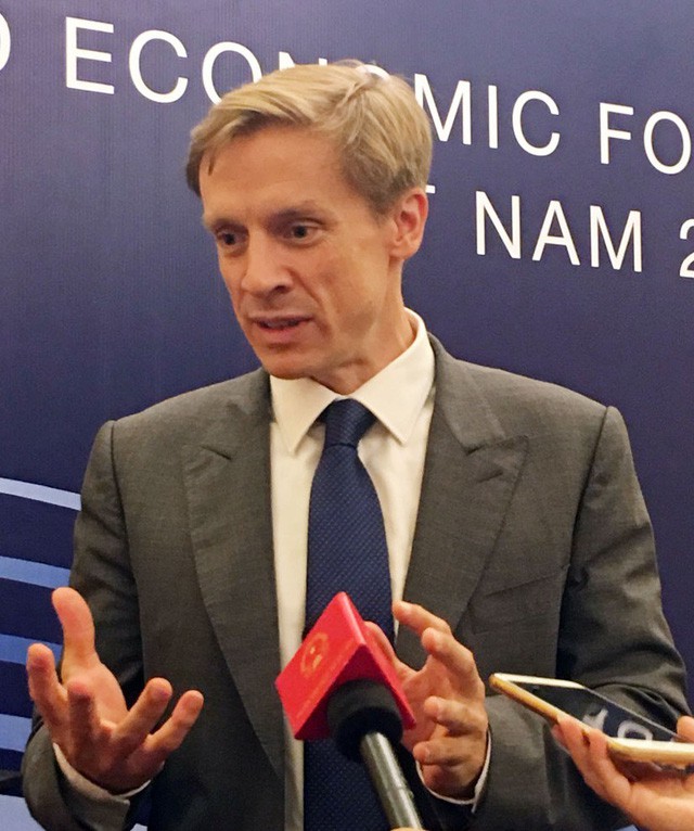 đầu tư giá trị - Giám đốc WEF châu Á Justin Wood: CMCN 4.0, lực lượng lao động trẻ lại là thách thức của Việt Nam - photo đầu tư giá trị - photo 1 153630778662969111617 - Giám đốc WEF châu Á Justin Wood: CMCN 4.0, lực lượng lao động trẻ lại là thách thức của Việt Nam